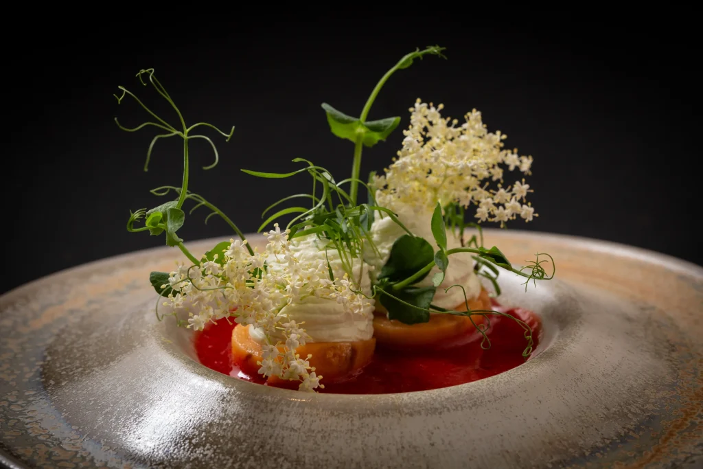 A Cuculia creation with herbs and flowers